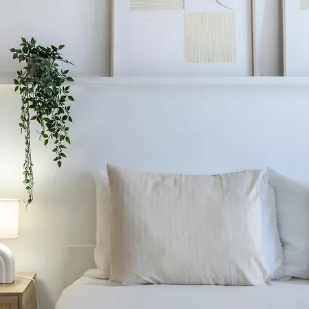 דירה Lumi - With Pool & Garden View *